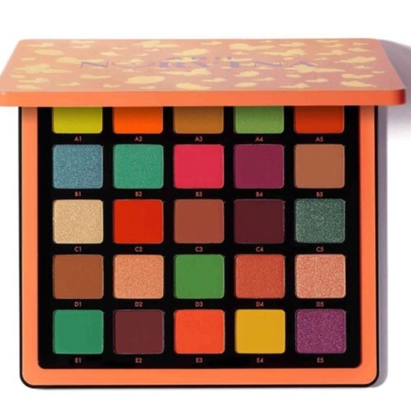 Anastasia beverly hills NORVINA® collection Pro Pigment face body Palette‎ new - Picture 1 of 5